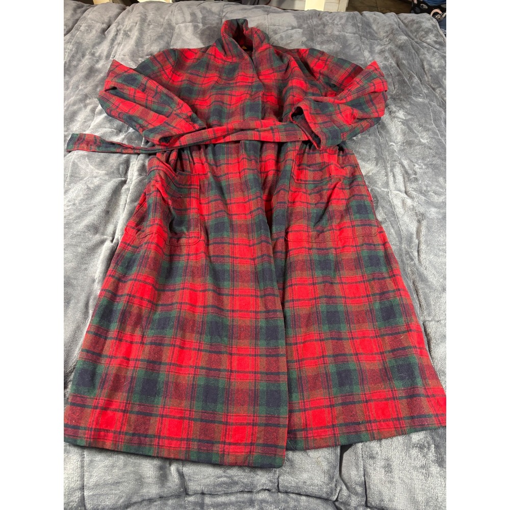 Pendleton Mens Vintage 100% Virgin Wool‎ Plaid Robe Red Green Size M Made in USA